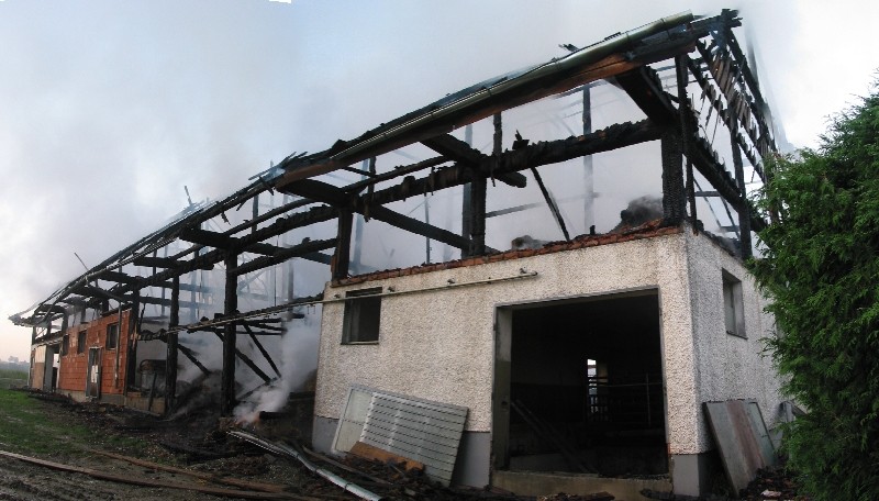 FF Andorf - Brand landw. Anwesen in Pranzen - 003.jpg